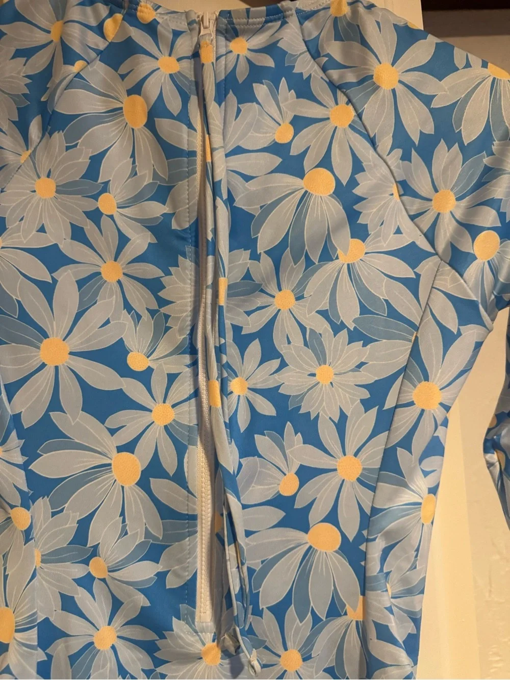NWT Hurley Blue Floral Long-Sleeve surf Swimsuit small